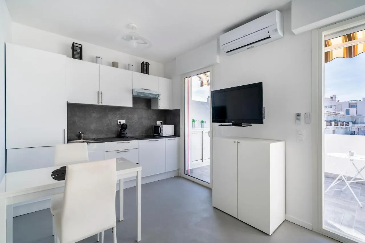 Appartement Situe A 1 Min De La Croisette Cannes France